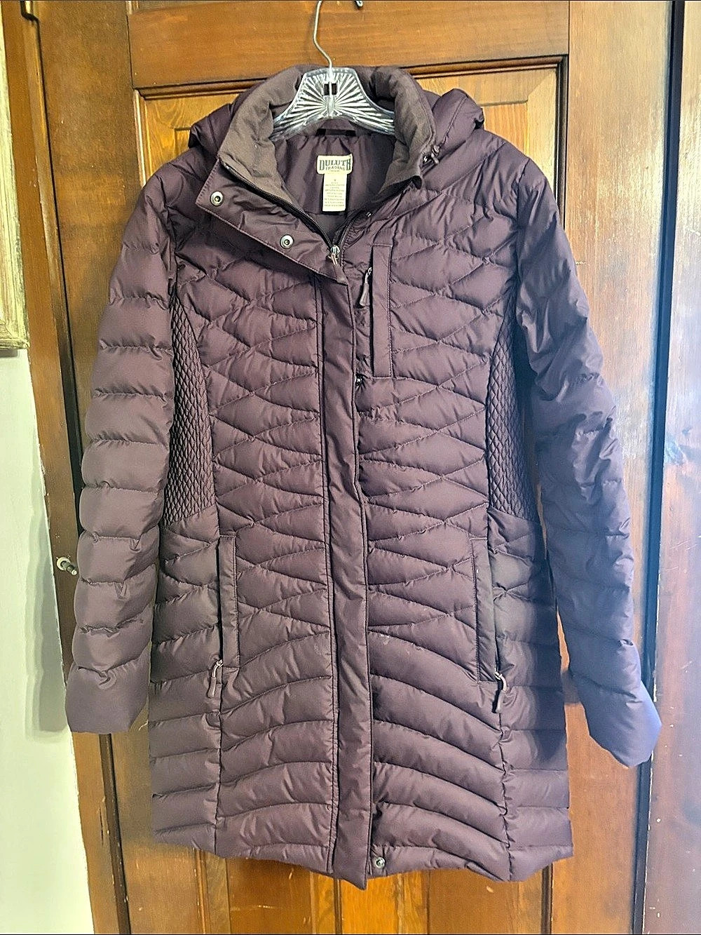 Duluth Trading Women'Small Quilted Hooded Puffer in Purple Size Small